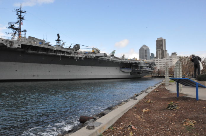 USS Midway i San Diego